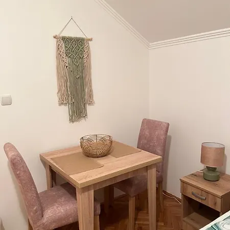 Guest Radic 3 Apartamento Palić